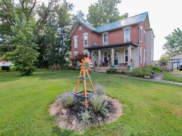 550 County Road 242, Fremont, OH 43420