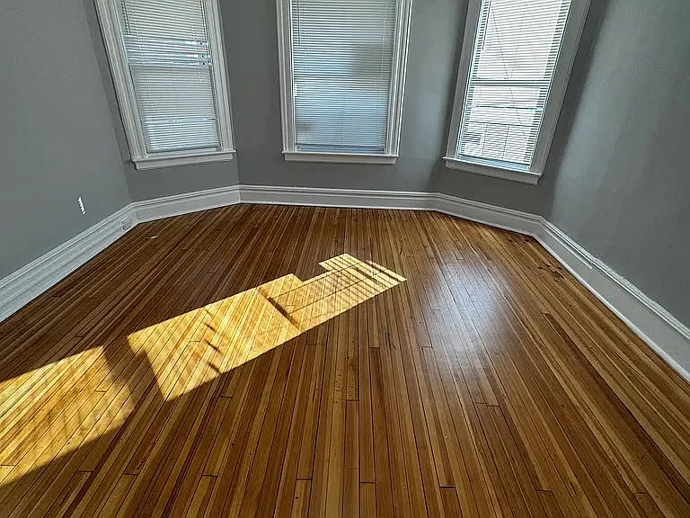3 bed, $1,950 — Photo 1