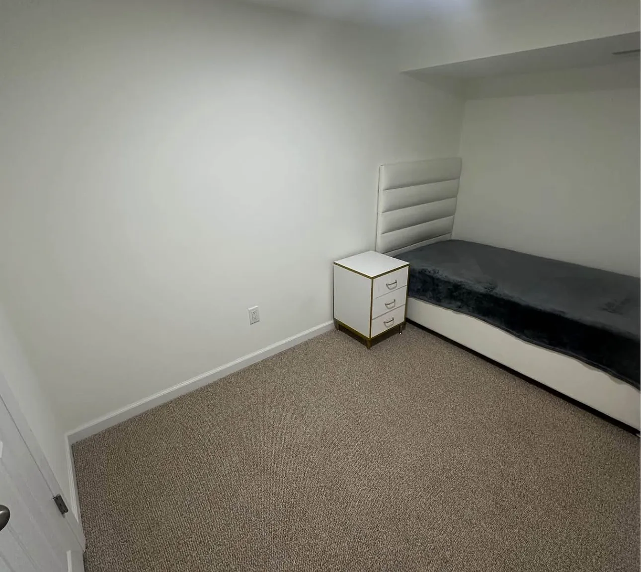 2 bed, $2,900 — Photo 3