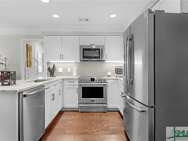 16 Charter Oak Ct — Photo 4