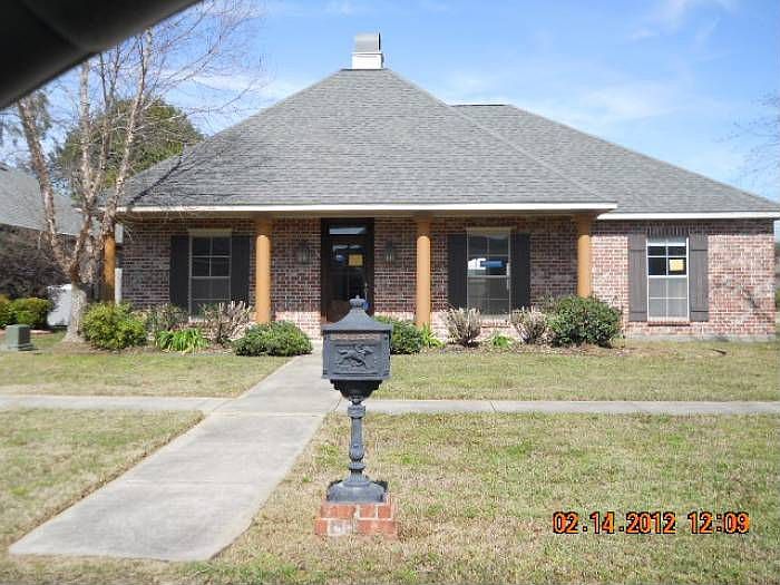 111 Lahasky Dr, Youngsville, LA 70592 Zillow