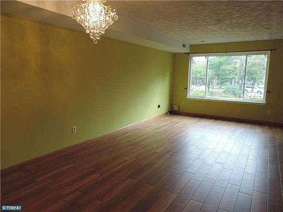 4th image of 3134 Sheffield Pl