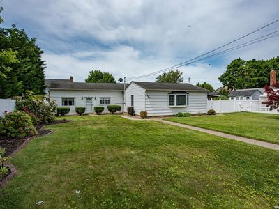765 S 4th Street, Lindenhurst, NY, 11757