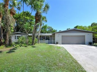 5377 Shadow Lawn Dr, Sarasota, FL 34242