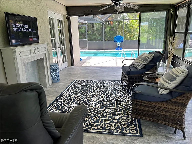 13226 Winsford Ln — Photo 21