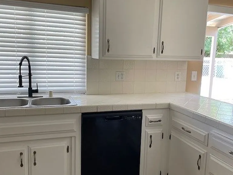 17677 Kram Ct — Photo 26
