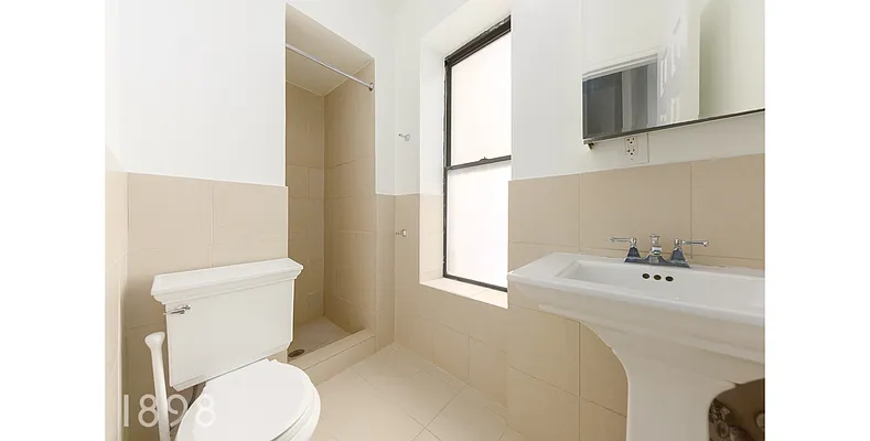 Rented by A&E Real Estate Management | media 5