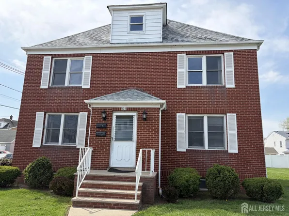 123 Heald St #2F, Carteret, NJ 07008