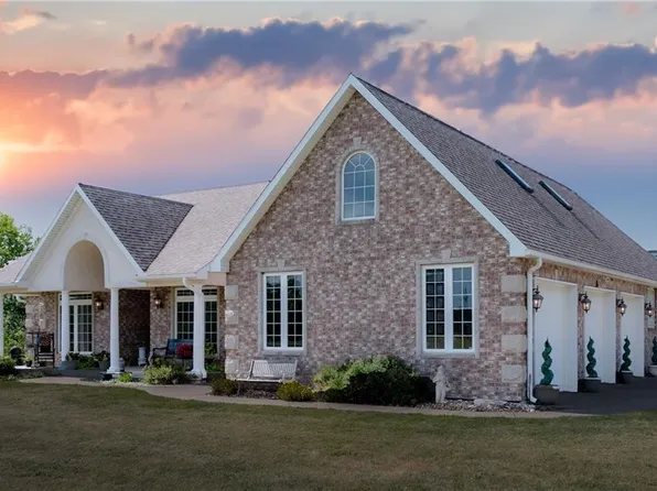 36870 W 188th St, Rayville, MO 64084