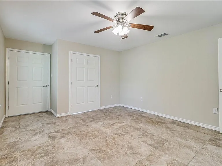 2111 E Lott Ave — Photo 37