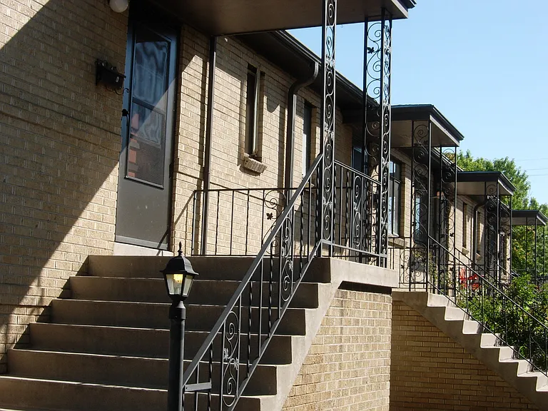 24 N Washington St #B — Photo 6