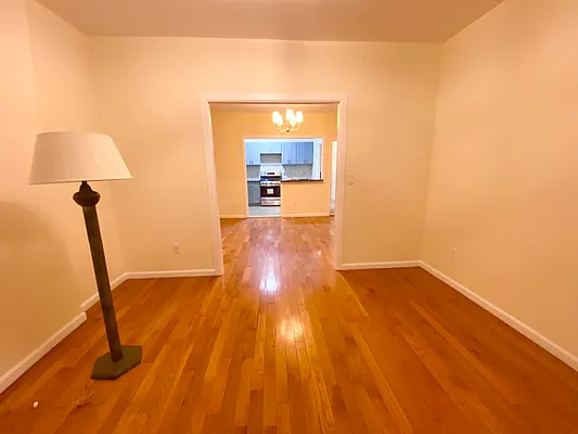 Rented by Amorelli Realty | media 9