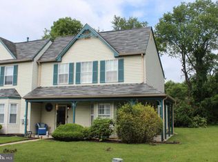 120 Knoll Dr, Blackwood, NJ 08012
