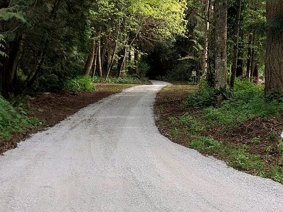 Road up to house.
