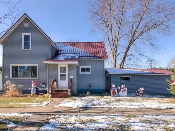 641 N Emery St, Stanley, WI 54768