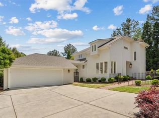 2585 Links End, Roswell, GA 30076
