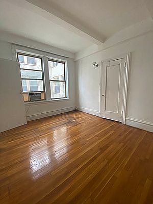1st image of 170 W 74th St APT 1101