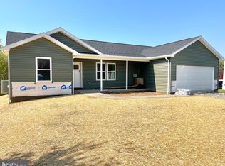 47 Smokehouse Ln, Lewistown, PA 17044