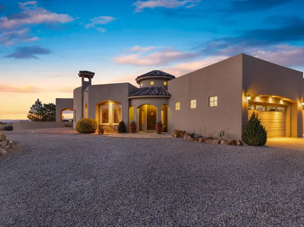 8 La Entrada, Placitas, NM 87043