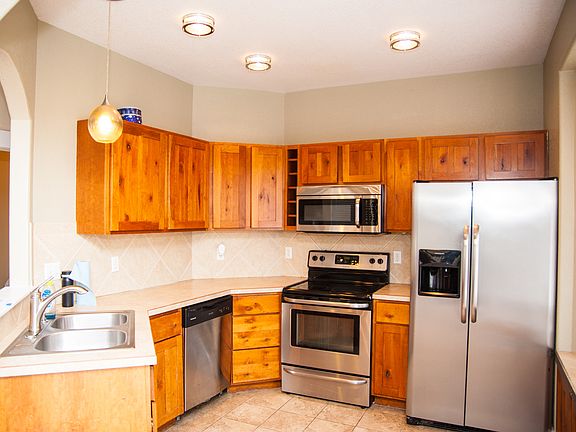 5th image of 3224 66th Avenue Ct