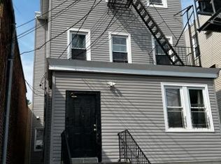 157 Lake Ave APT 3, Yonkers, NY 10703