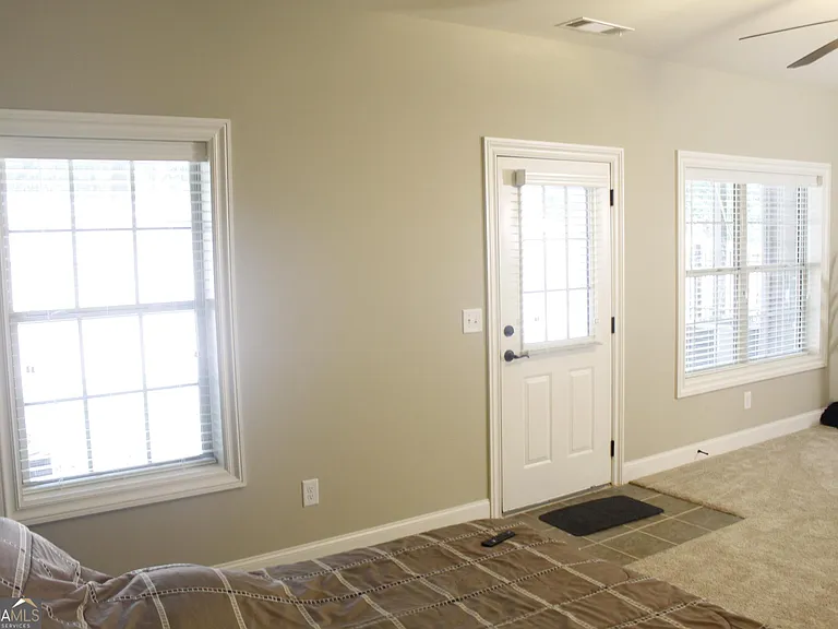 2559 Willow Field Xing SE — Photo 50