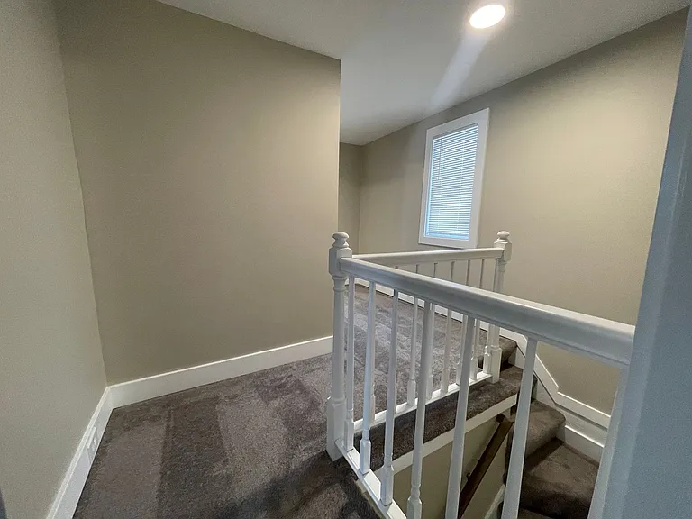852 Lafayette Ave NE — Photo 17