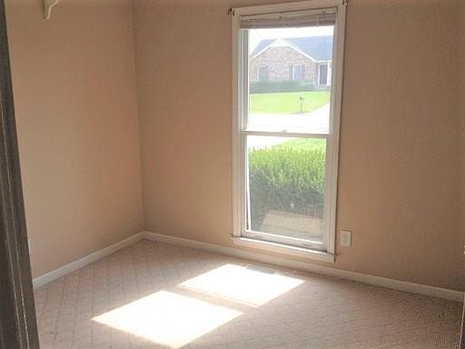 5th image of 3863 Marla Cir