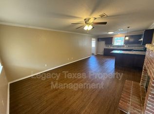101 Donna St, Alvarado, TX 76009
