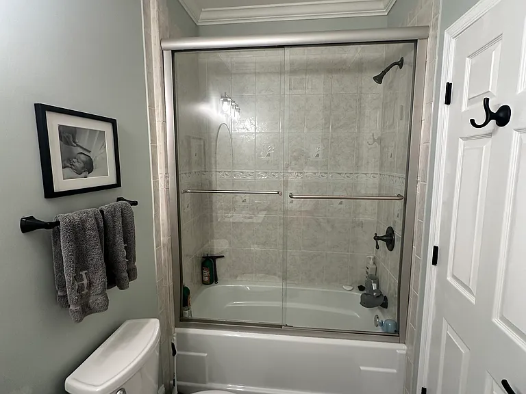 704 S Linwood Ave — Photo 27