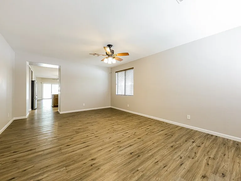 43362 N Vista Hills Dr — Photo 3