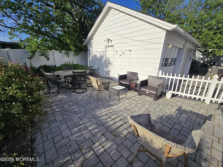 112.5 McCabe Ave — Photo 8