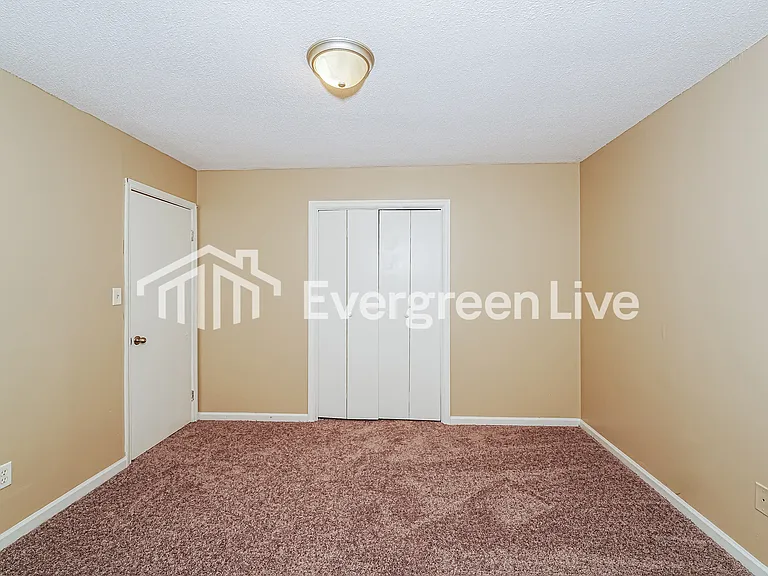 5815 Willow Crest Dr — Photo 11