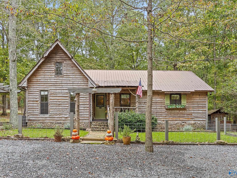 1st image of 6112 Cove Rd