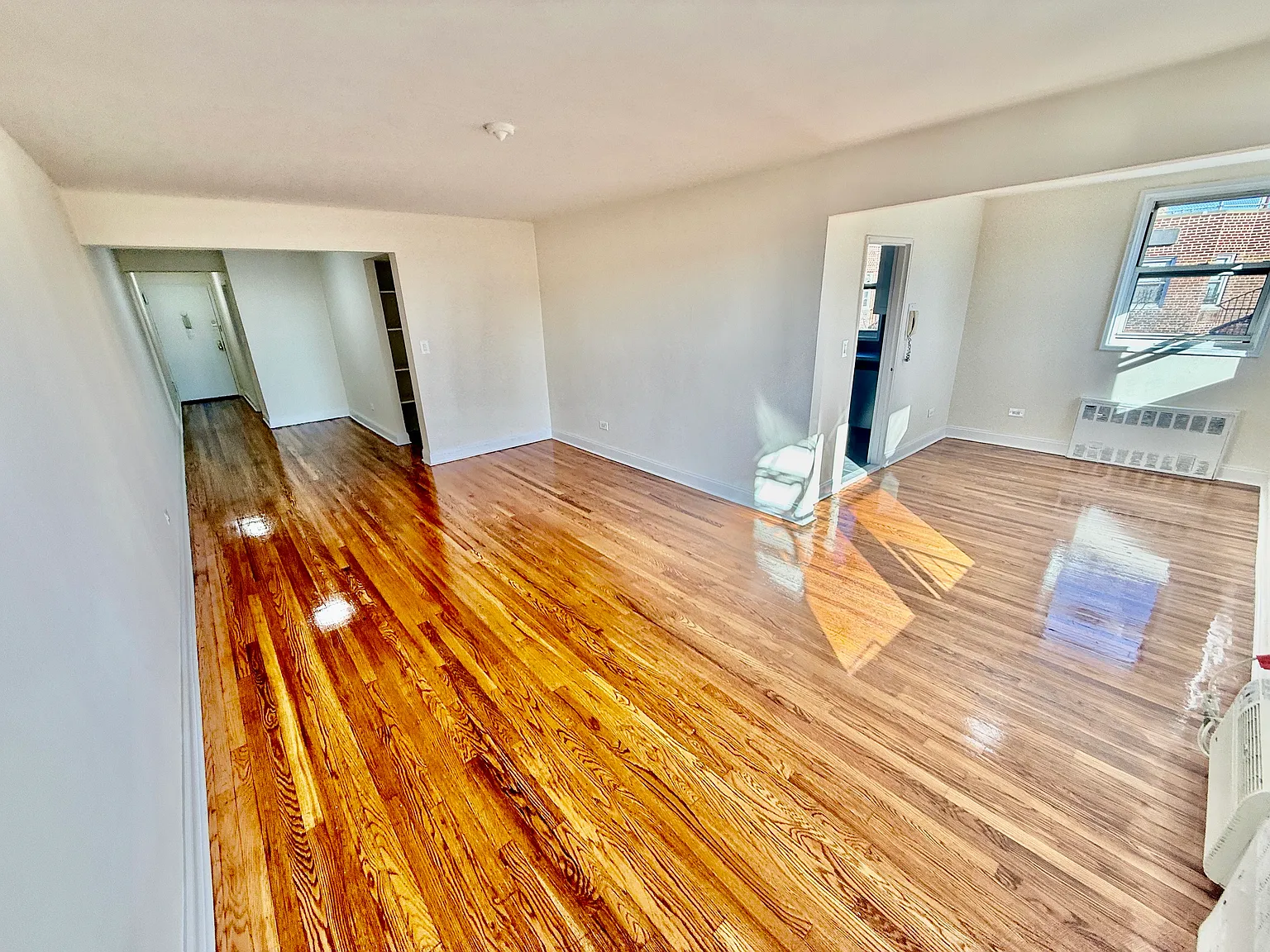 2 bed, 1.5 bath, 1025 sqft, $2,849 — Photo 4