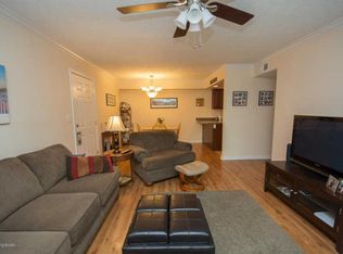 4308 Wisteria Landing Cir UNIT 104, Louisville, KY 40218