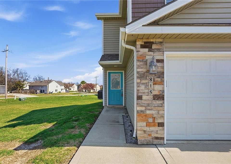 1st image of 815 Raven Ct