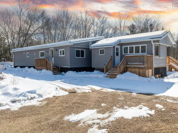 167 Grant Lake Rd, Chester, NS B0J 1K0