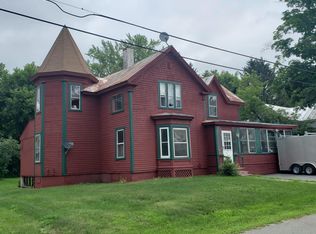 19 Middle St #B, Madison, ME 04950
