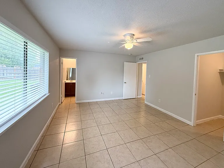 4125 Blue Flag Ln — Photo 10