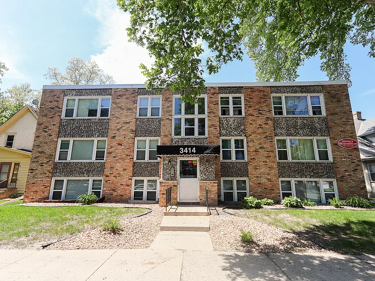 Longfellow Place — Photo 18