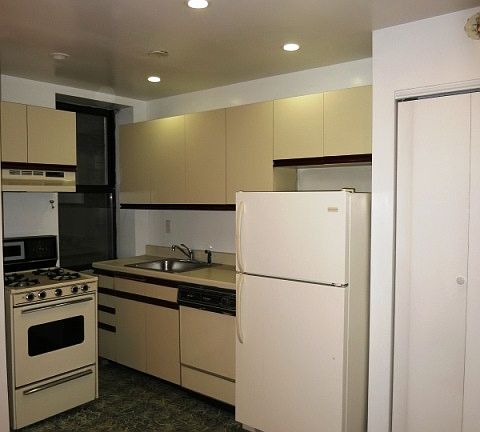 5th image of 2 Marine Ave #4