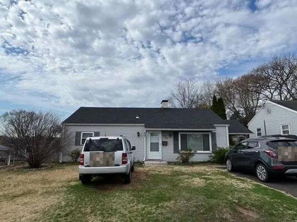 207 N Oxford Valley Rd, Fairless Hills, PA 19030