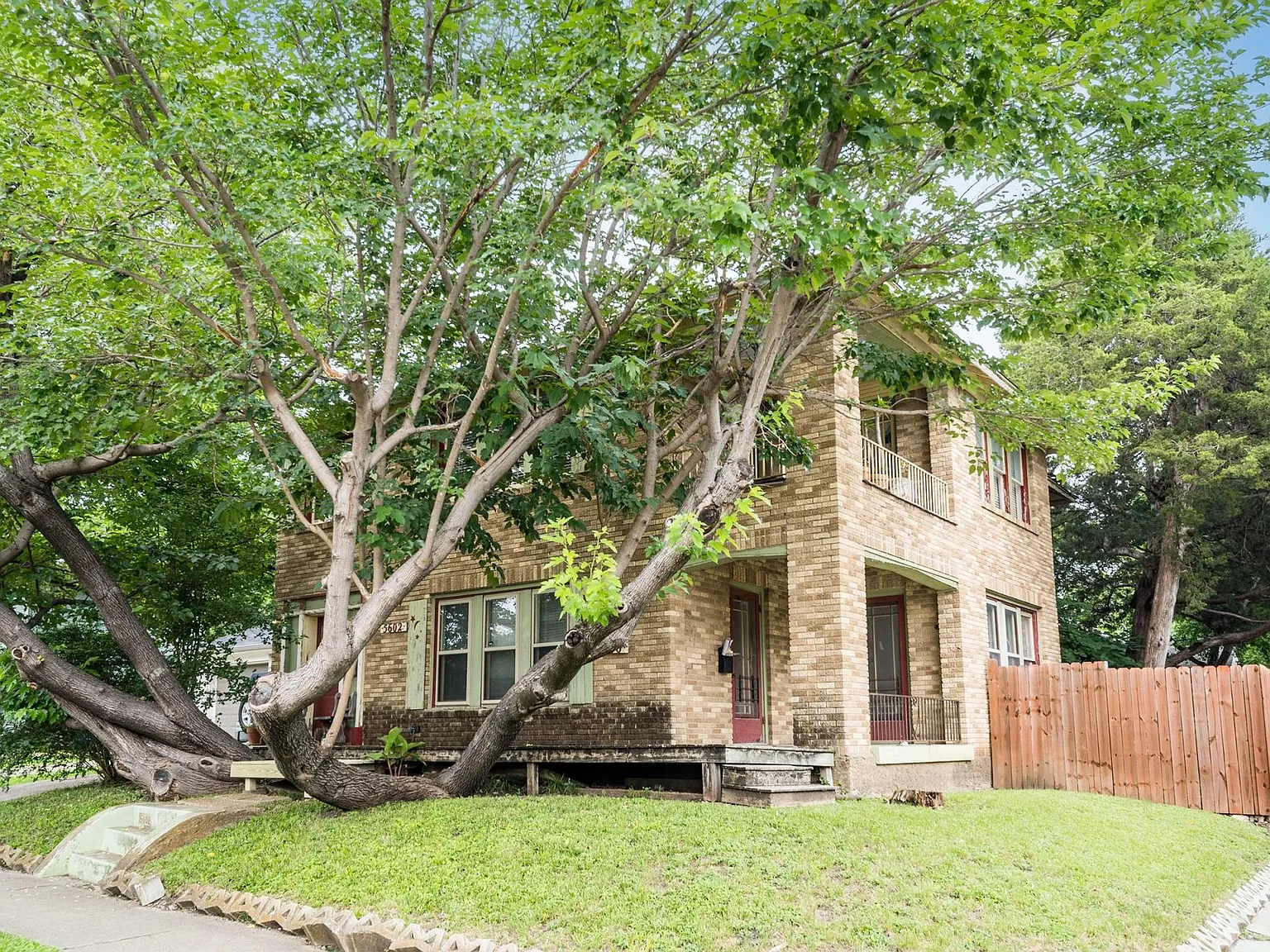 5600 Junius St — Photo 4