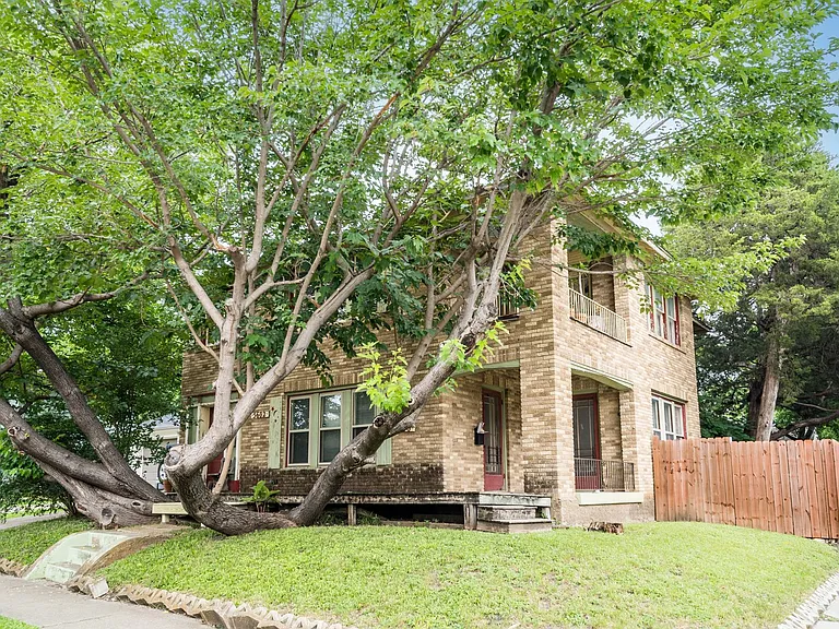 5600 Junius St #DOWNSTAIRS — Photo 4