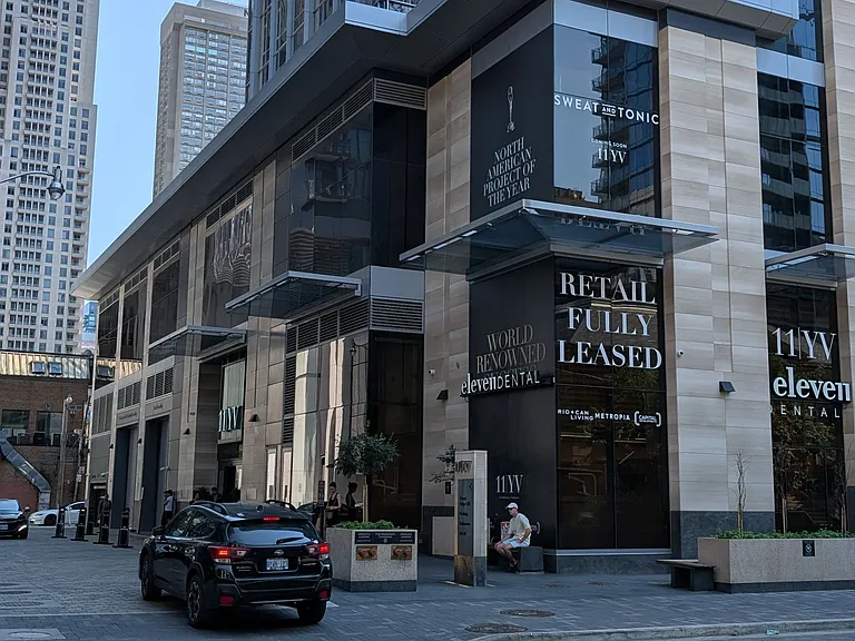11 Yorkville Ave #1108 — Photo 20