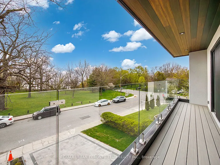 4 Drake Cres — Photo 44