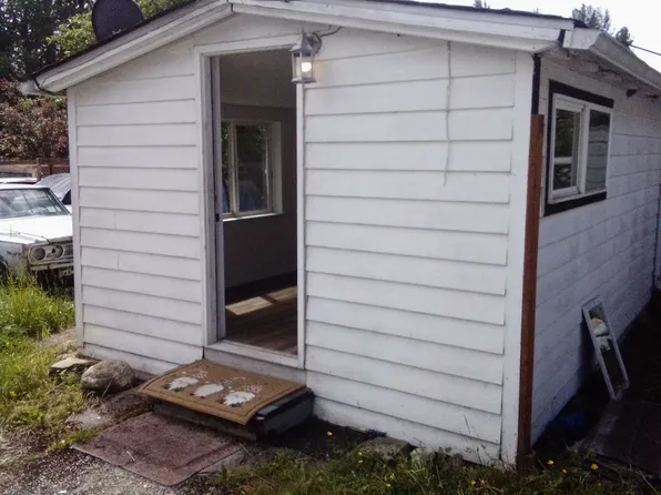 10002 28th Ave SW, Seattle, WA 98146