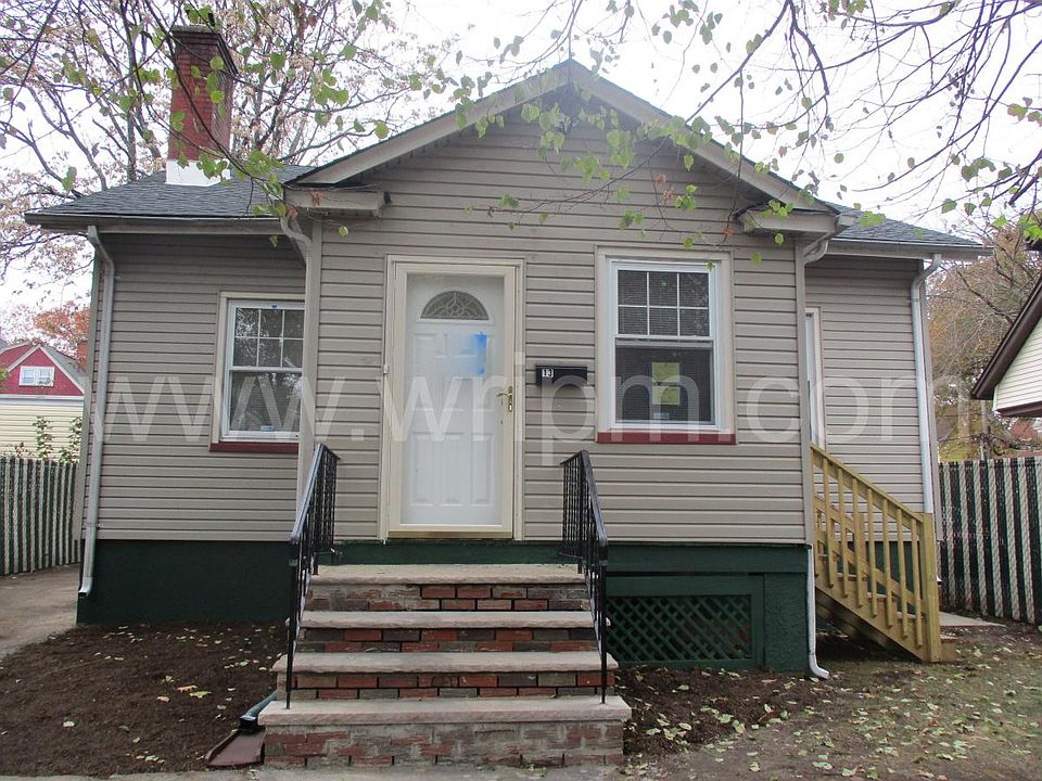 1st image of 13 Linwood Pl