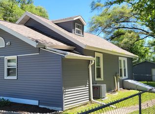 1811 Bryan Ave, Muscatine, IA 52761